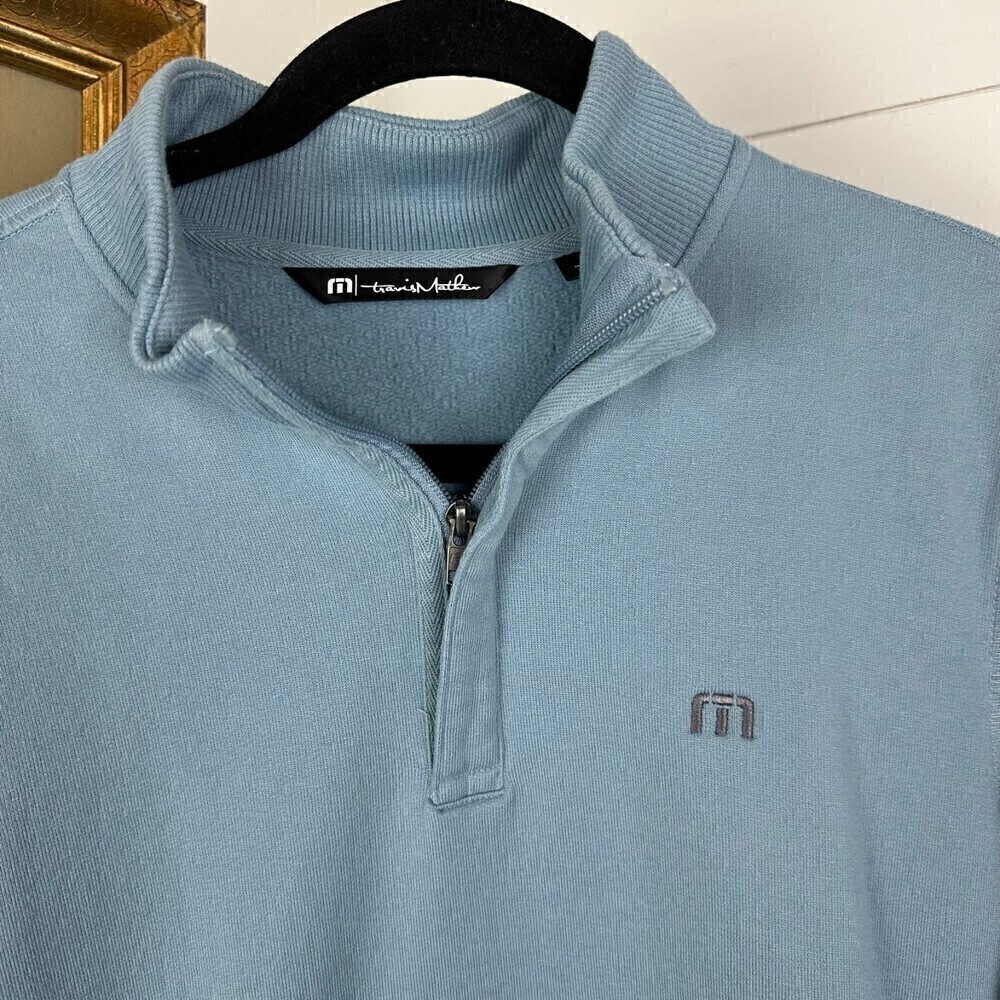 Travis Mathew Men's Hideaway Golf Sweater Blue Faded Denim Size Small - Picture 3 of 6